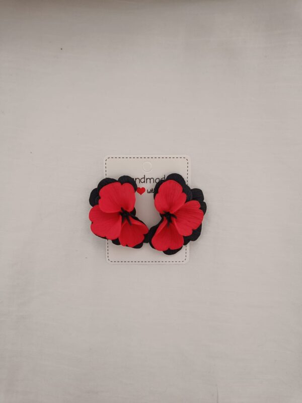 PENDIENTES SIETE PETALOS Azul Marino y Rojo