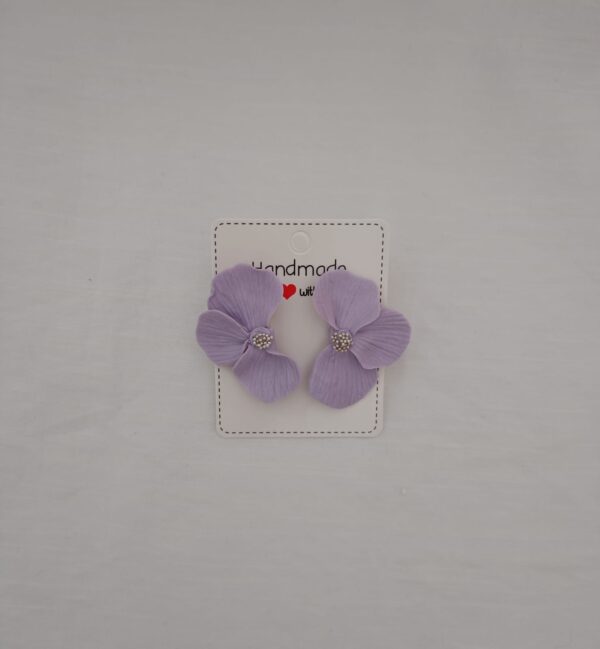 PENDIENTES TRES PETALOS Lila Pastel