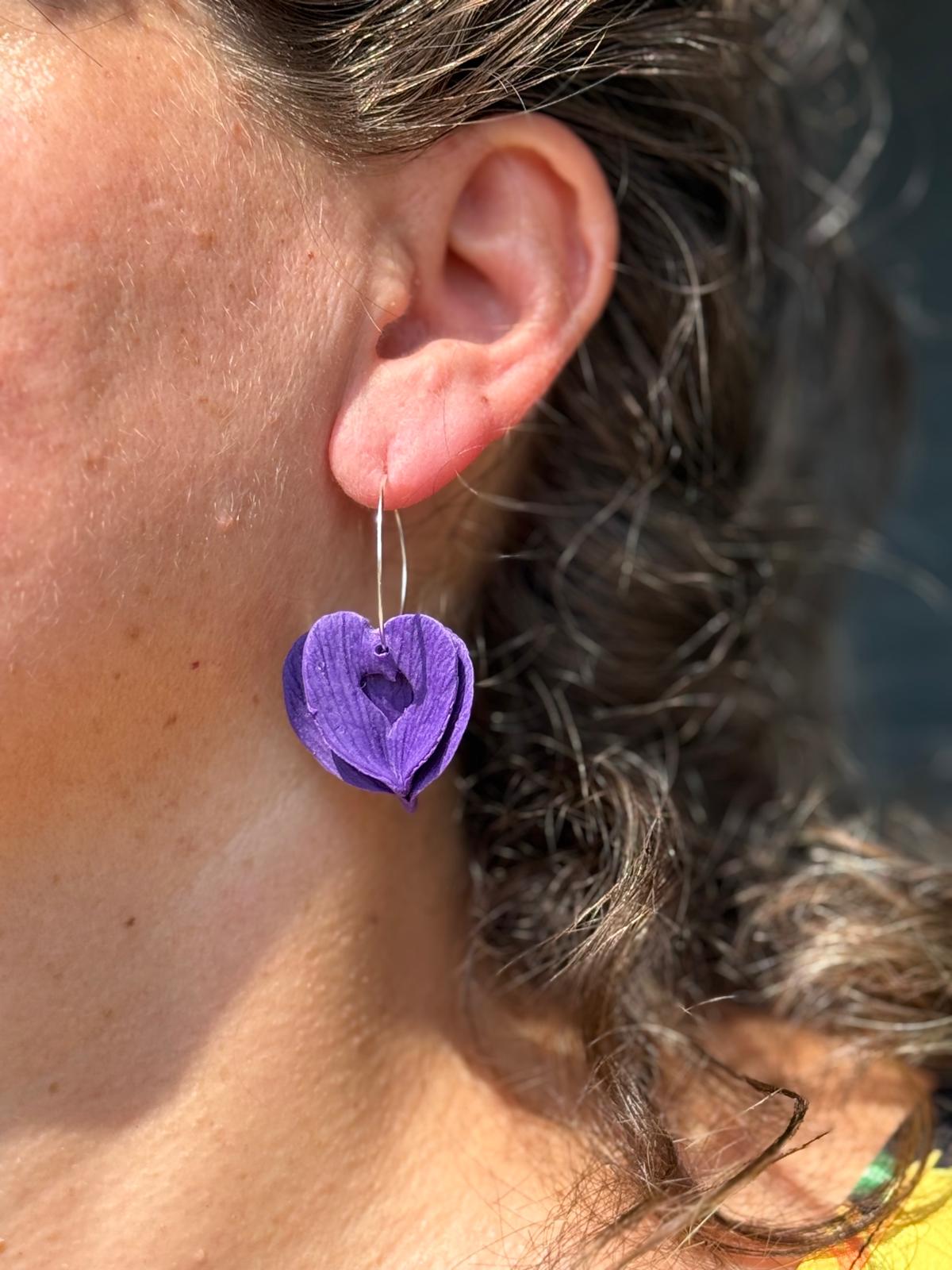 PENDIENTES DOBLE Corazon lila